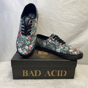 Men's Floral Canvas Shoes - Black and Multicolor